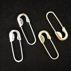 1 PR Hypoallergenic Safety Pin Earrings
